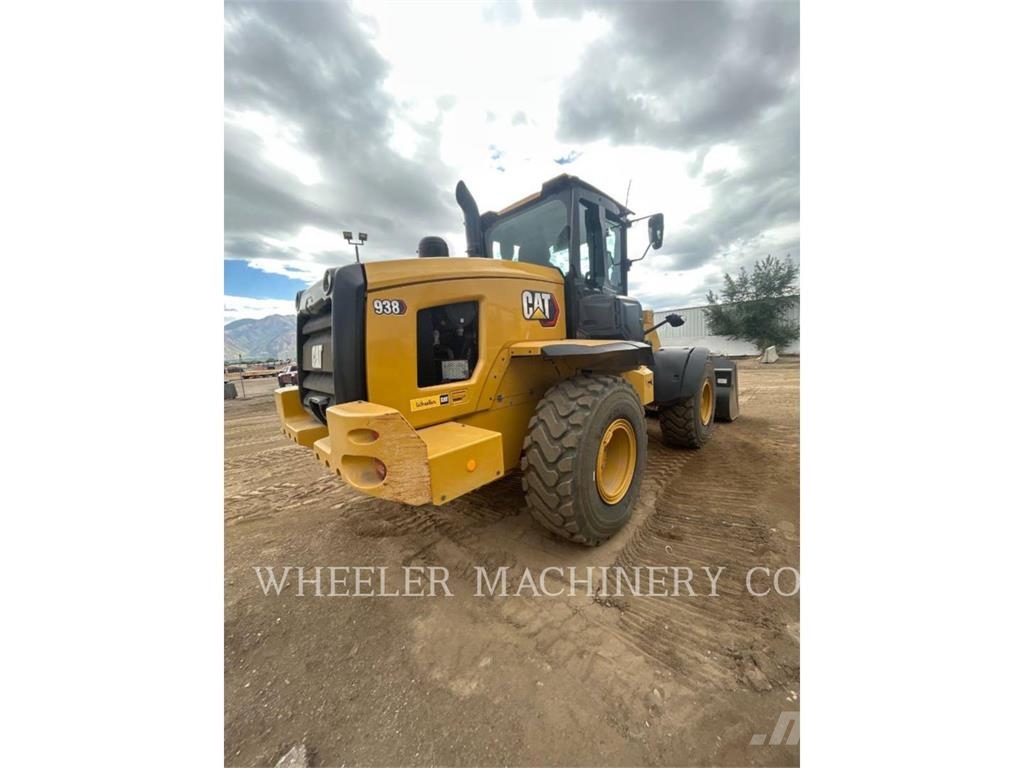 CAT 938 QC Gumikerekes homlokrakodók
