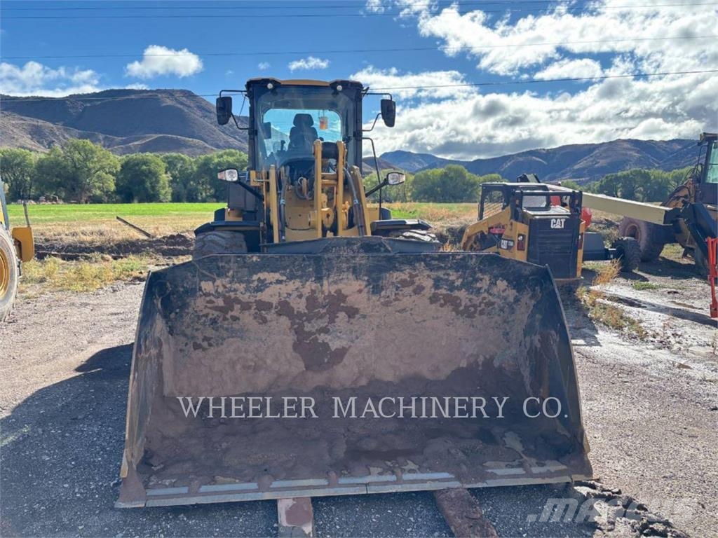 CAT 938 QC 3V Фронтальні навантажувачі