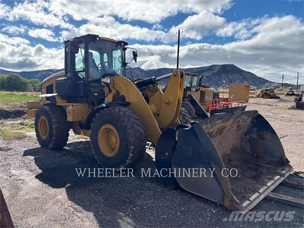 CAT 938 QC 3V Фронтальні навантажувачі