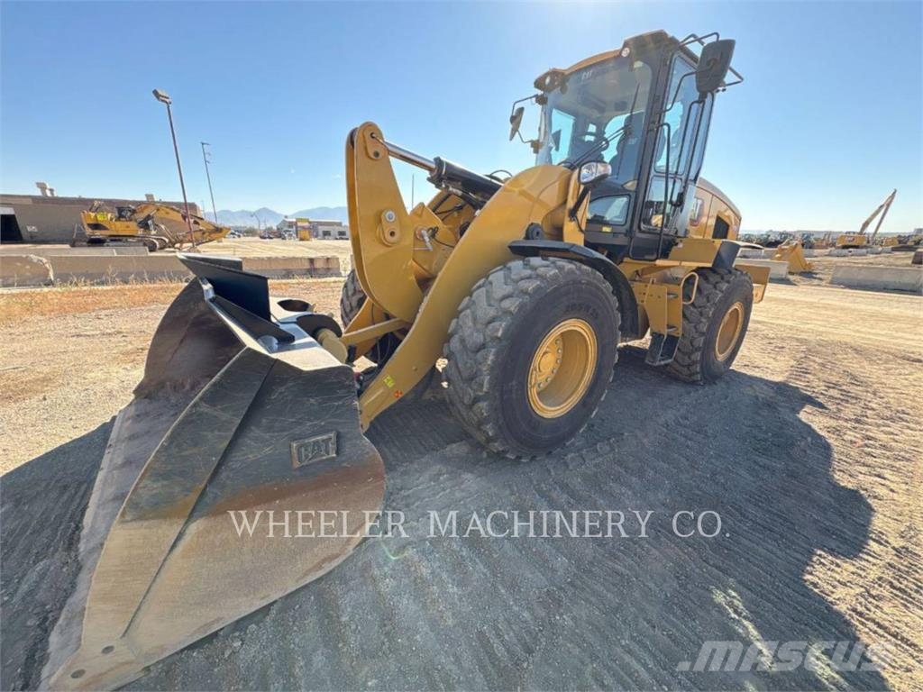 CAT 938 QC 3V Фронтальні навантажувачі