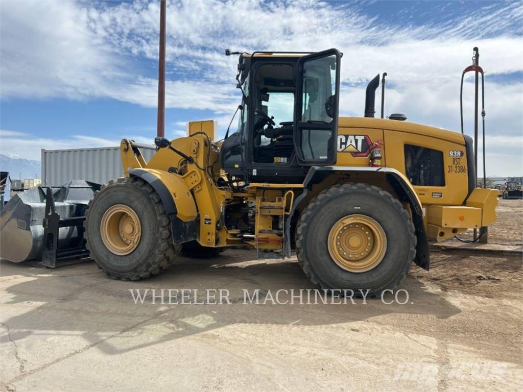 CAT 938 QC 4V Naudoti ratiniai krautuvai