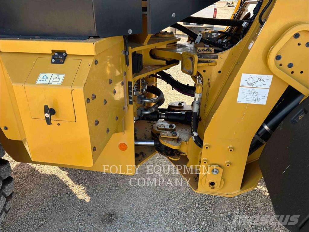 CAT 93814 لوادر بعجل