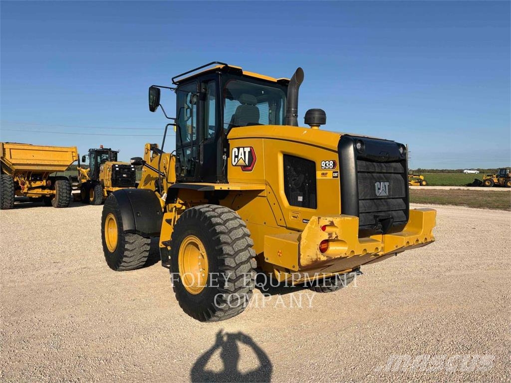 CAT 93814 لوادر بعجل