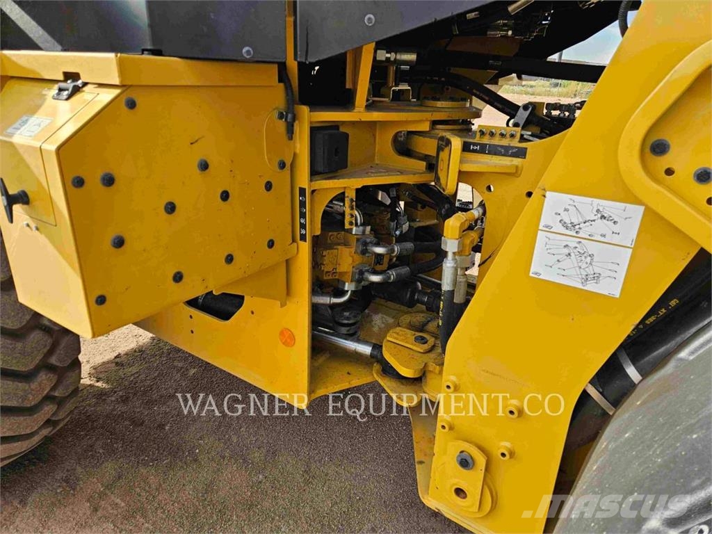 CAT 93814 Gumikerekes homlokrakodók