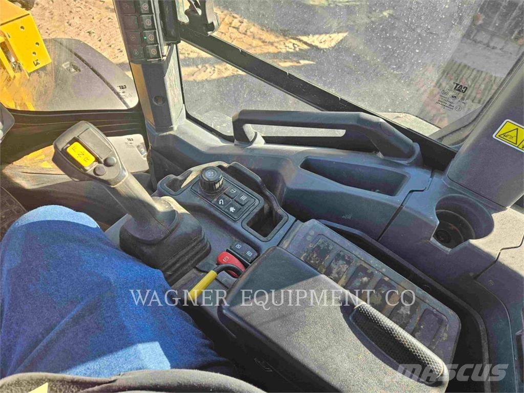 CAT 93814 Gumikerekes homlokrakodók