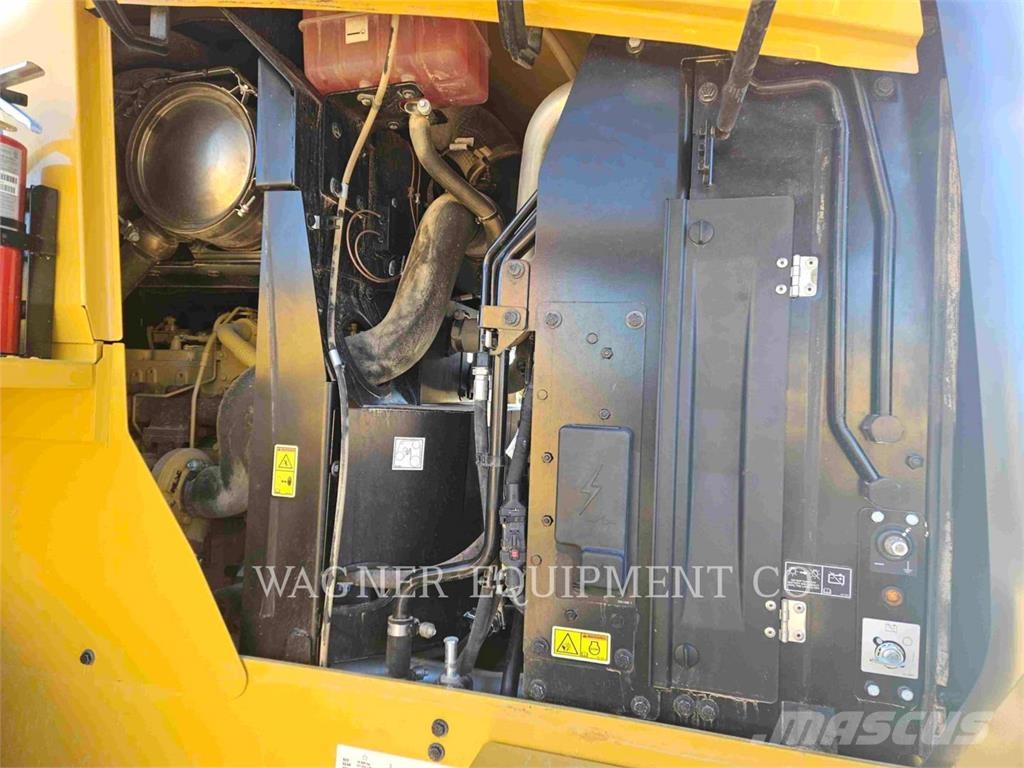 CAT 93814 Gumikerekes homlokrakodók