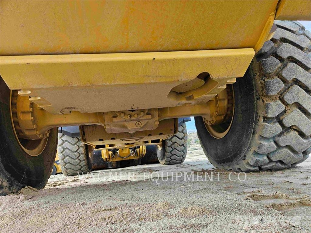 CAT 93814 Wheel loaders