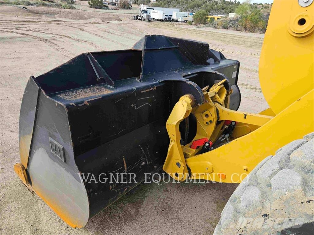 CAT 93814 Wheel loaders