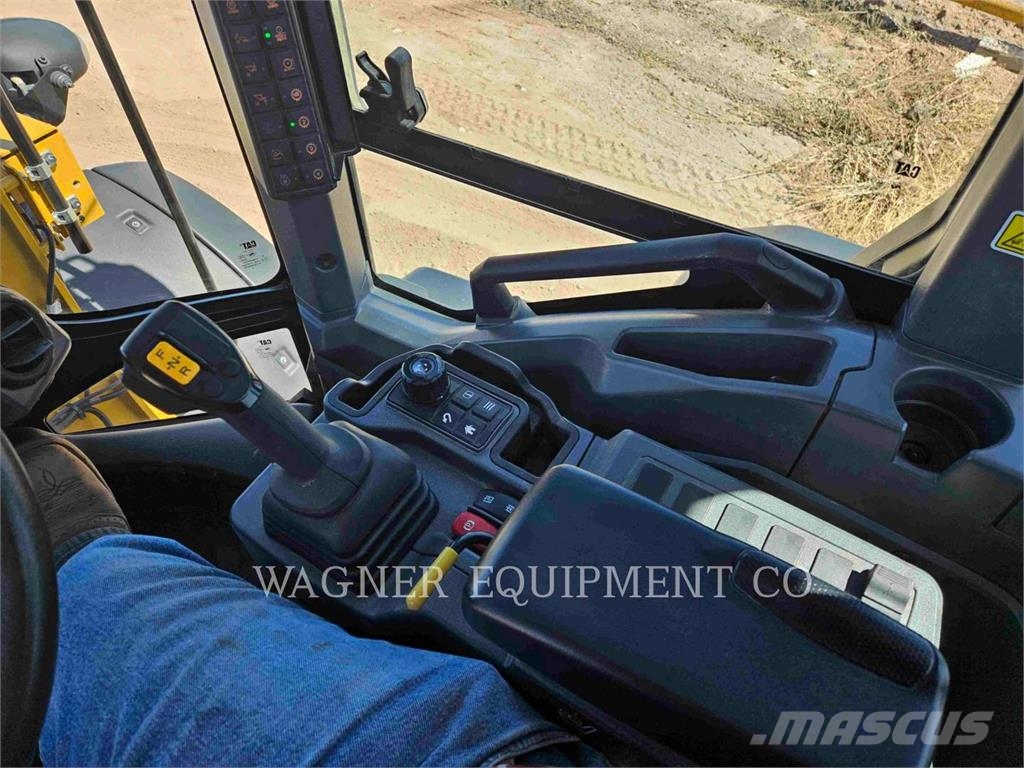 CAT 93814 Iekrāvēji uz riteņiem