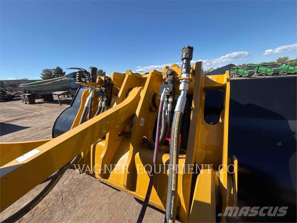 CAT 93814 Pale gommate