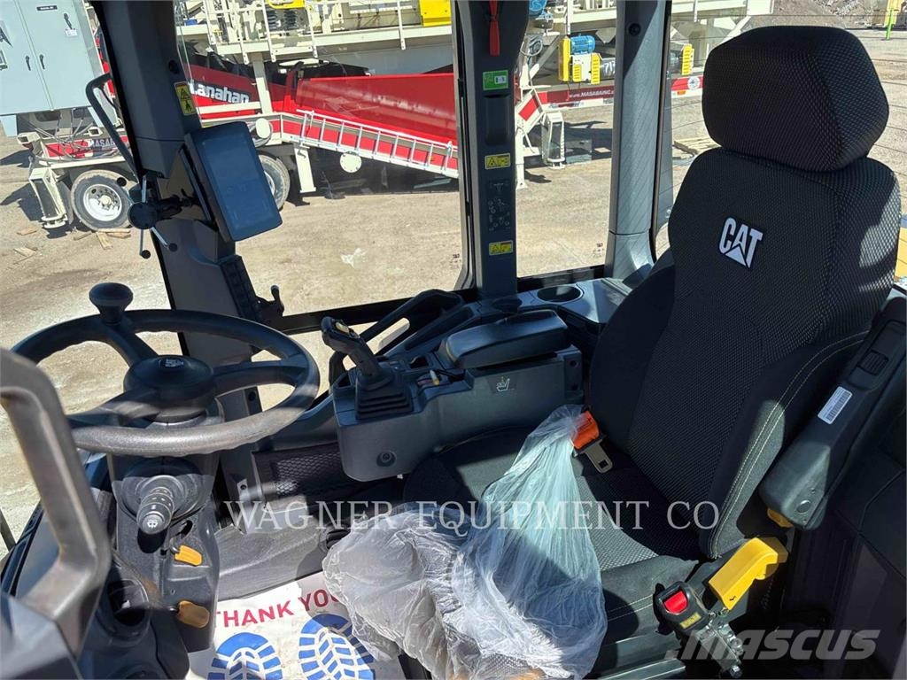 CAT 93814 Pale gommate