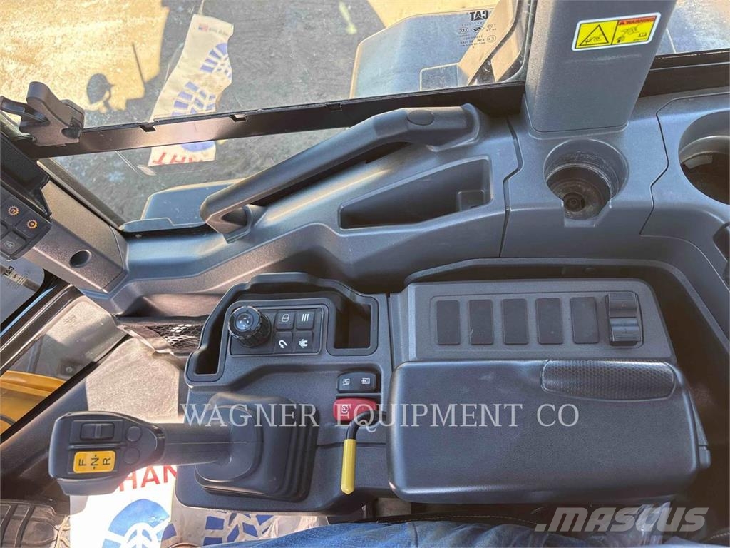CAT 93814 Pale gommate