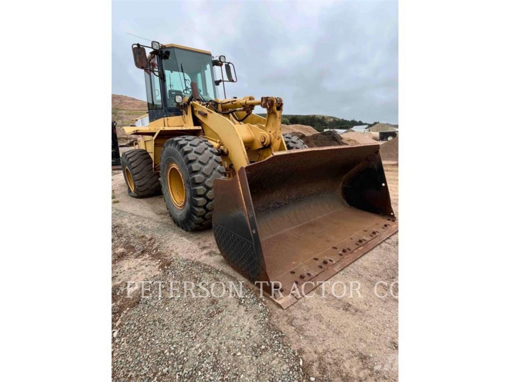 CAT 938F Iekrāvēji uz riteņiem