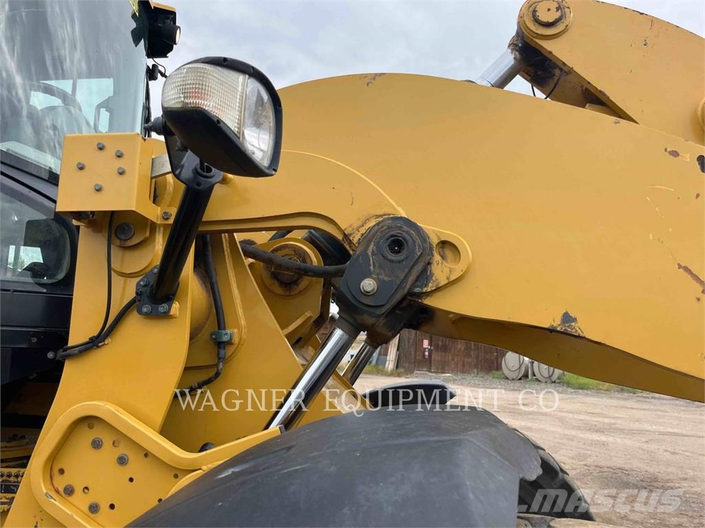 CAT 938K Chargeuse sur pneus