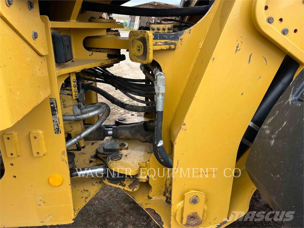 CAT 938K Chargeuse sur pneus