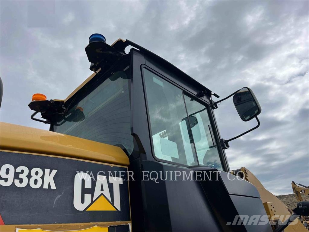 CAT 938K Chargeuse sur pneus
