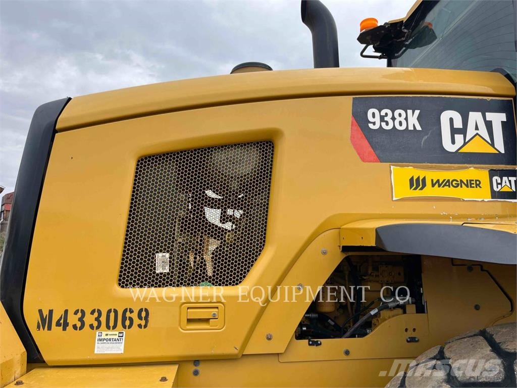 CAT 938K Chargeuse sur pneus