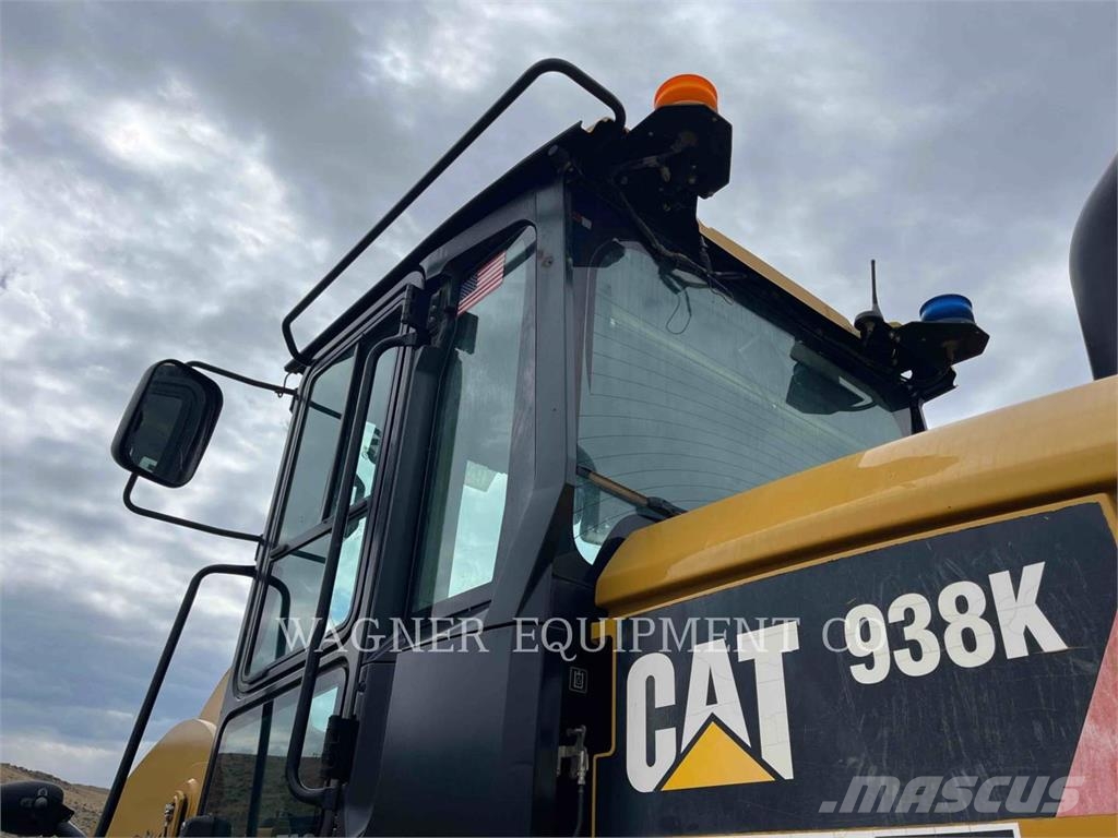 CAT 938K Chargeuse sur pneus