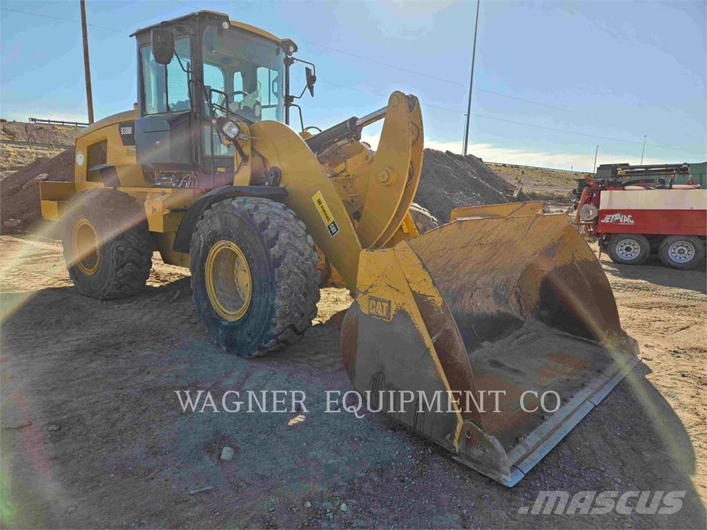CAT 938M 휠로우더