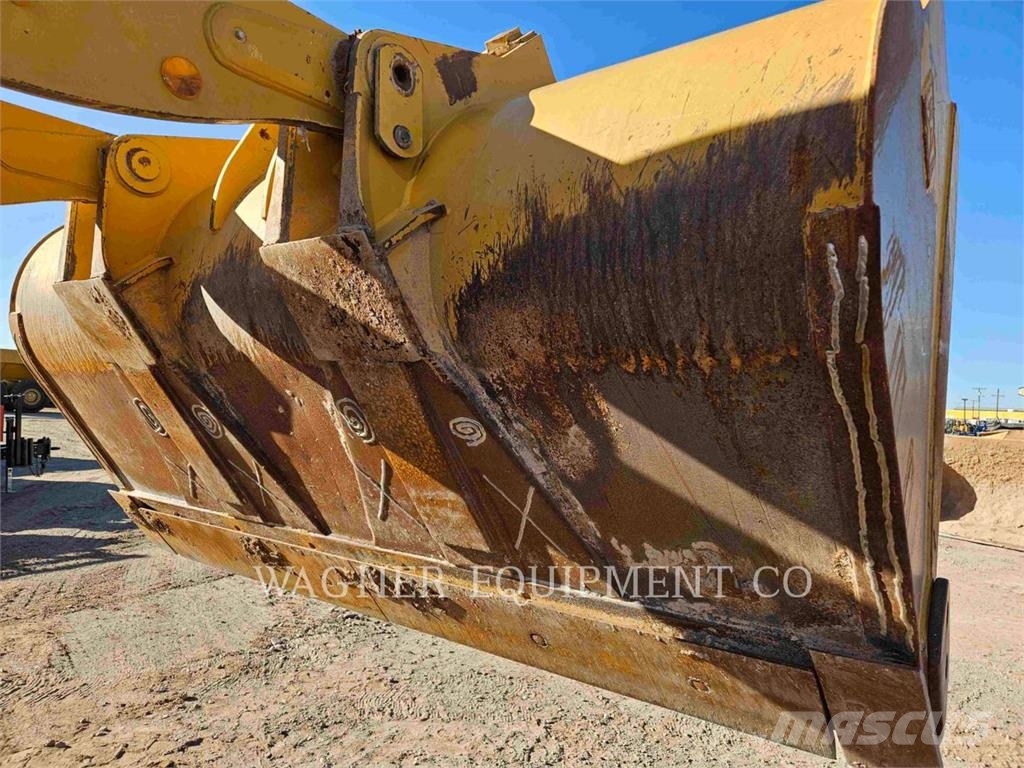 CAT 938M 휠로우더