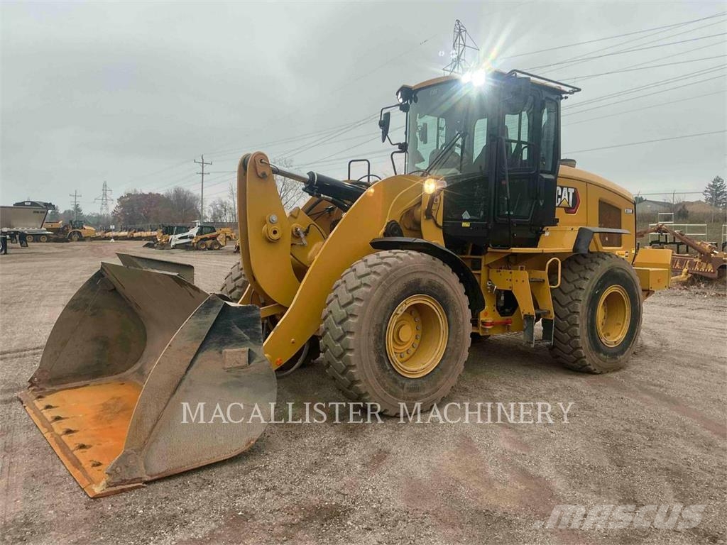 CAT 938M Wheel loaders