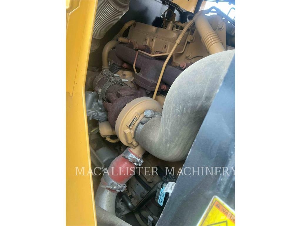 CAT 938M Wheel loaders