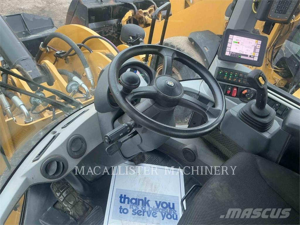 CAT 938M Wheel loaders