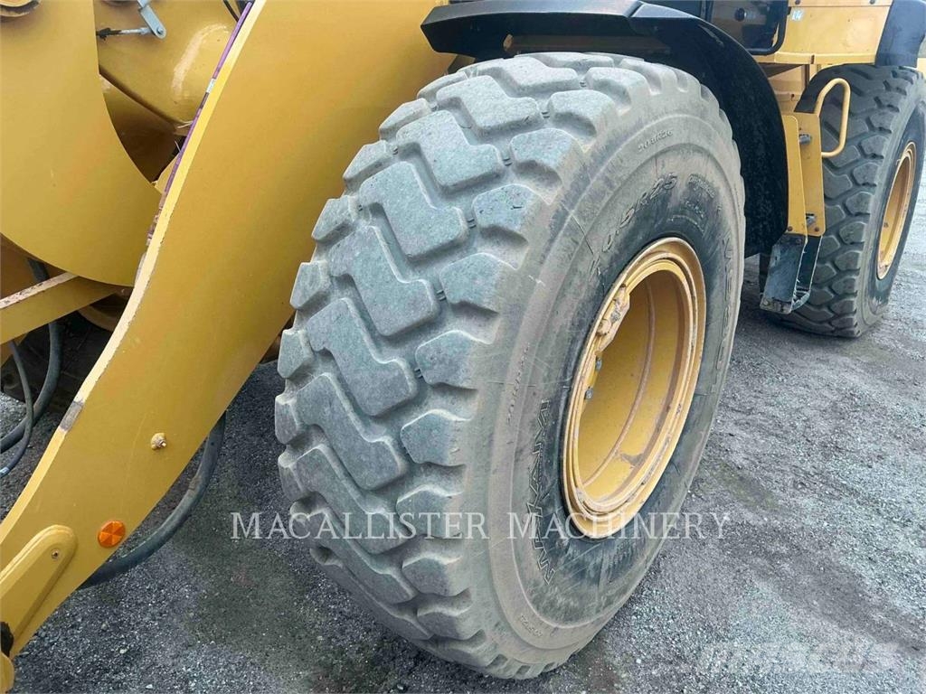 CAT 938M Wheel loaders