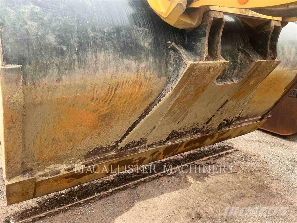CAT 938M Wheel loaders
