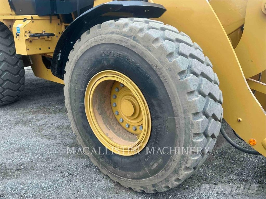 CAT 938M Wheel loaders