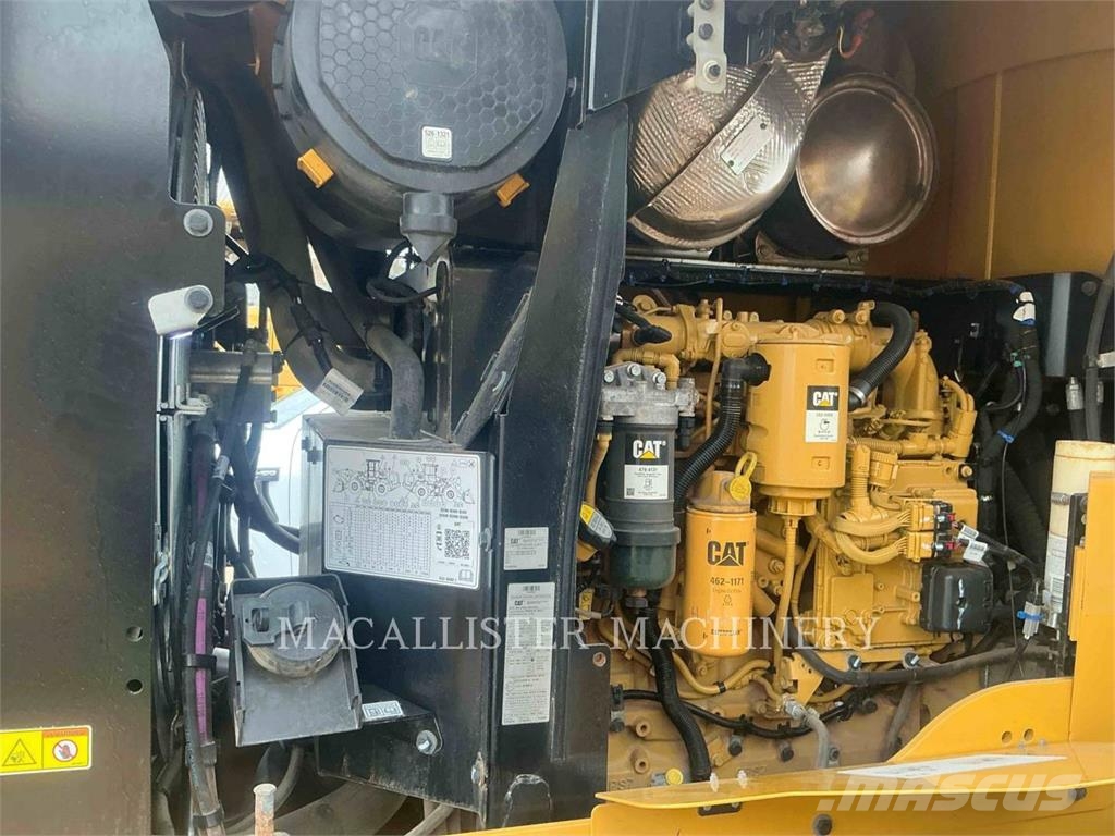 CAT 938M Wheel loaders