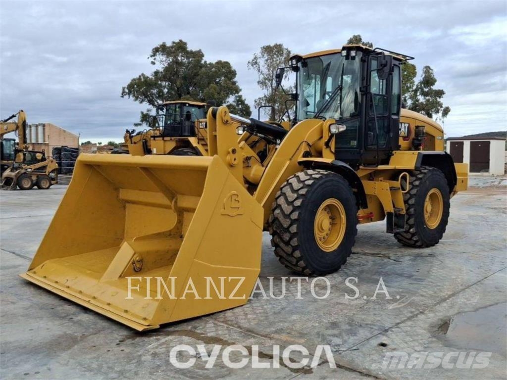 CAT 938M Ładowarki kołowe