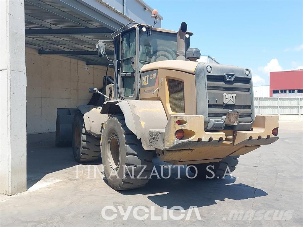 CAT 938M Tekerlekli yükleyiciler