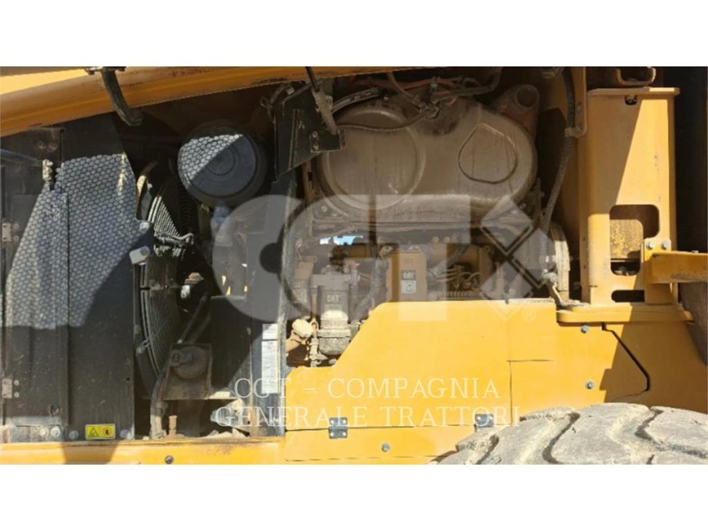 CAT 938M Pyöräkuormaajat