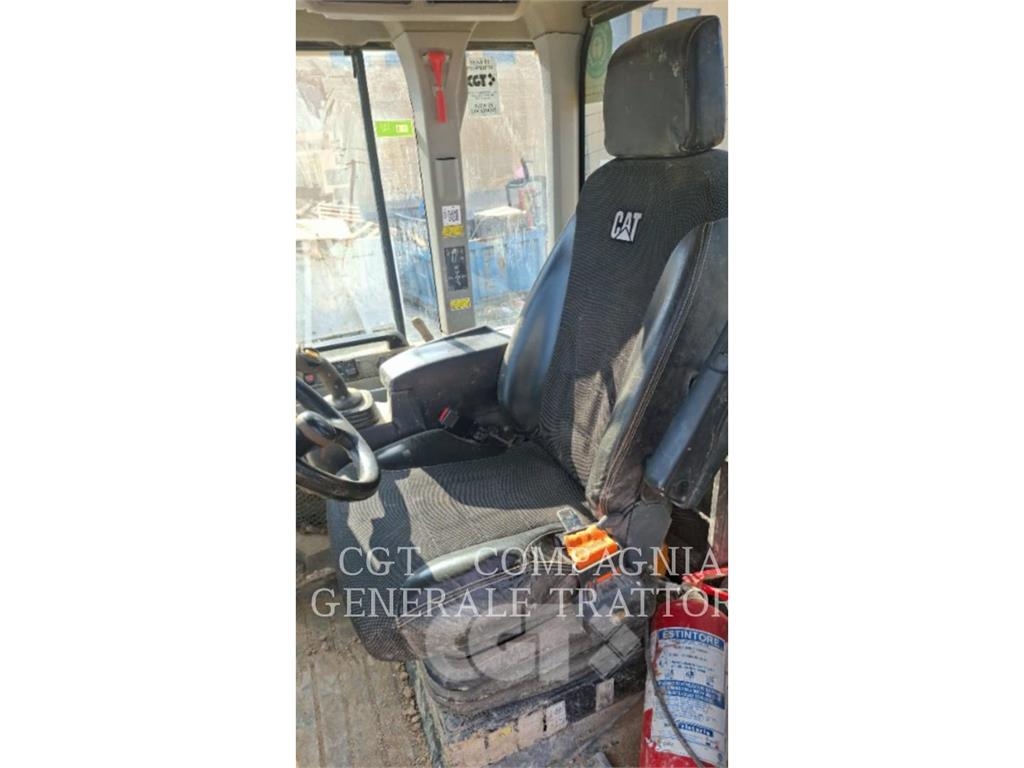 CAT 938M Pyöräkuormaajat