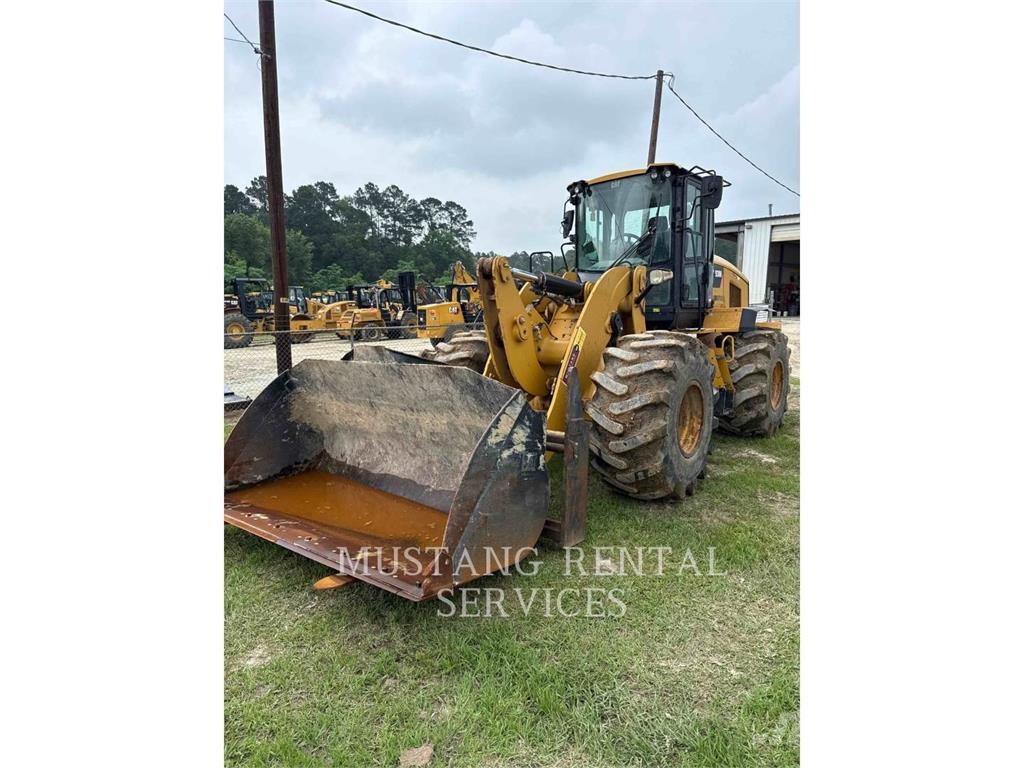 CAT 938M Rataslaadurid