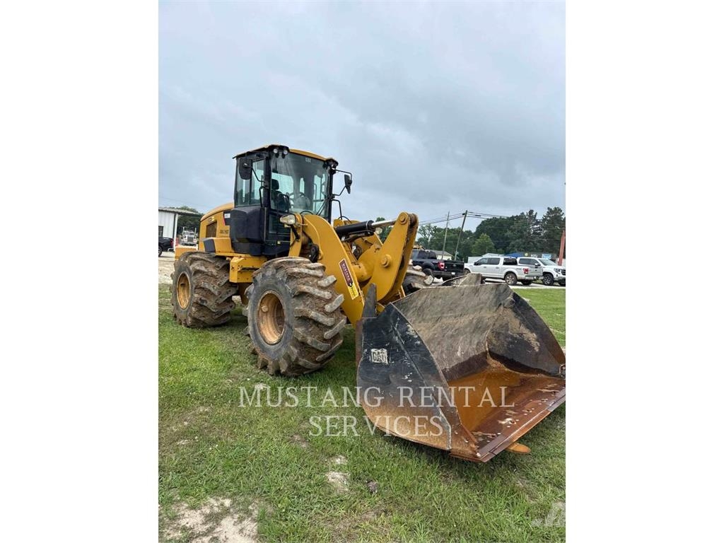 CAT 938M Rataslaadurid