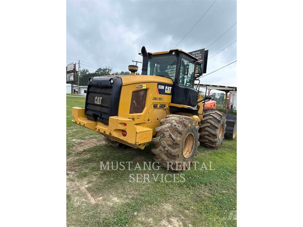 CAT 938M Rataslaadurid