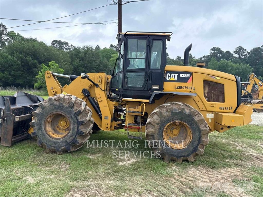 CAT 938M Rataslaadurid