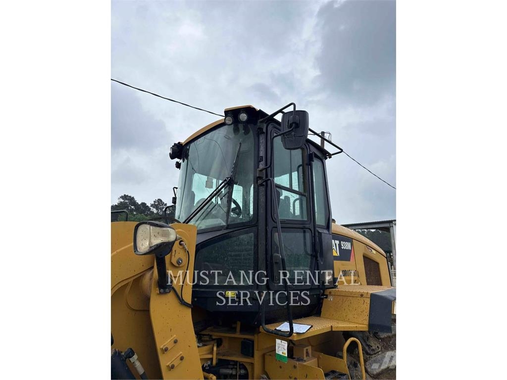 CAT 938M Rataslaadurid