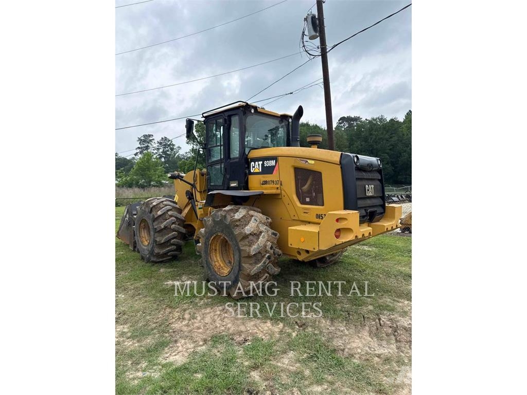 CAT 938M Rataslaadurid