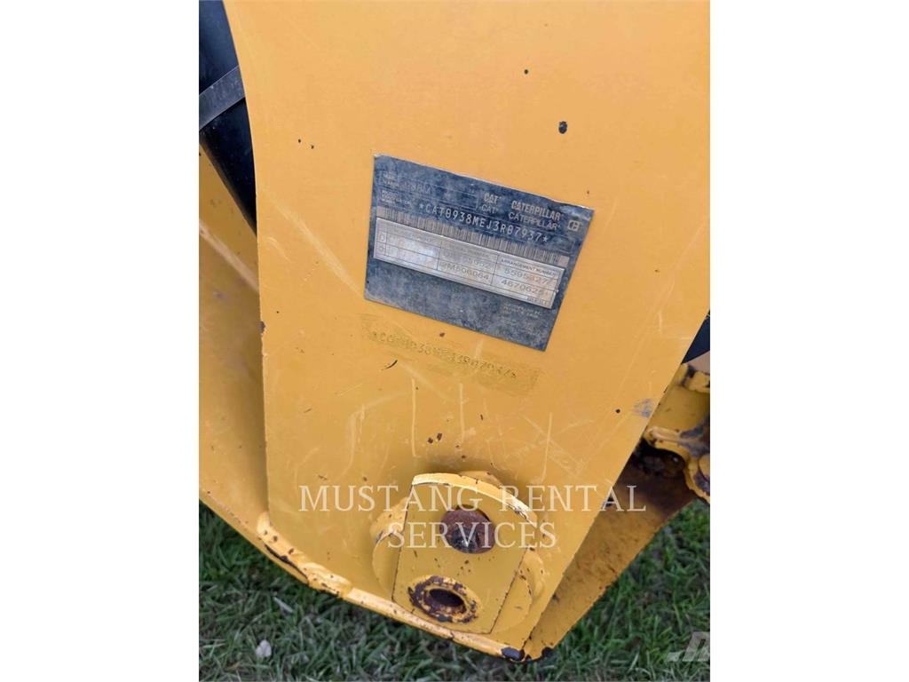 CAT 938M Rataslaadurid