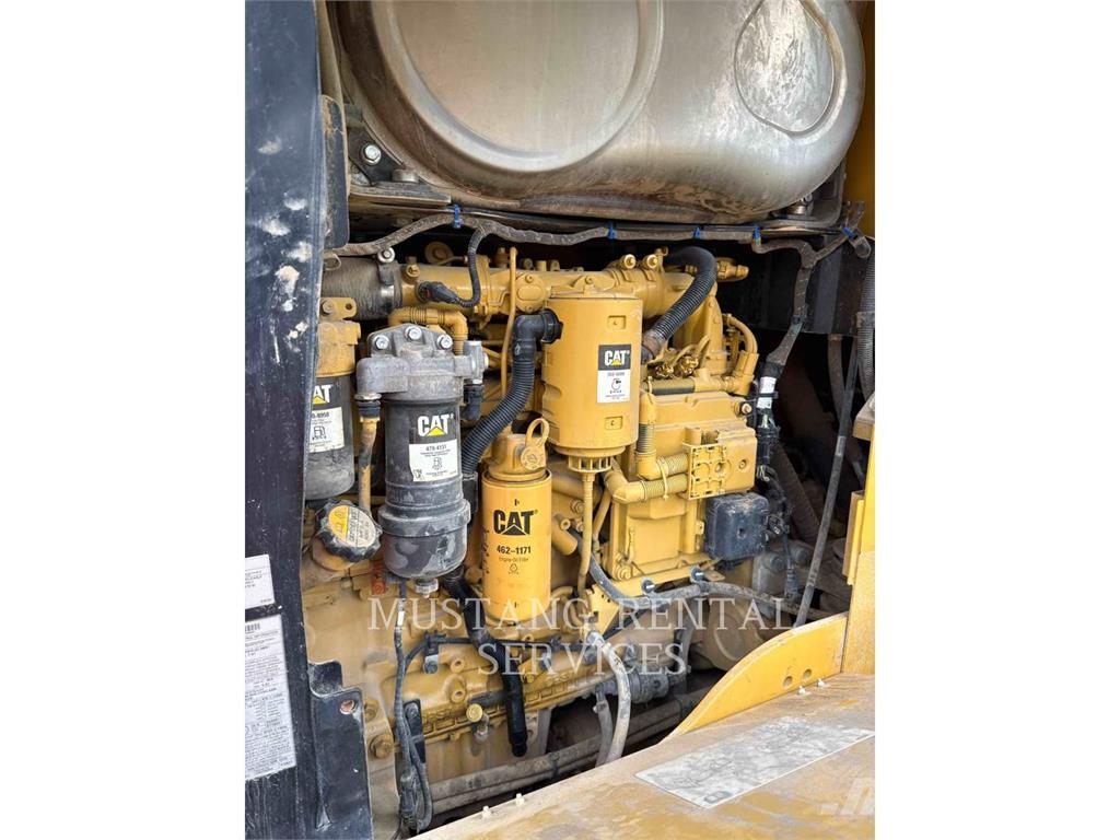 CAT 938M Rataslaadurid
