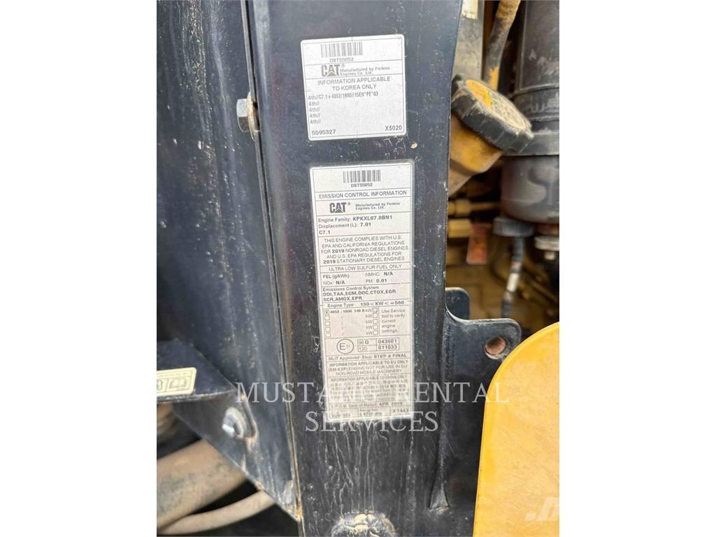 CAT 938M Rataslaadurid
