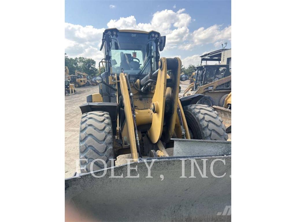 CAT 938M Carregadeiras de rodas