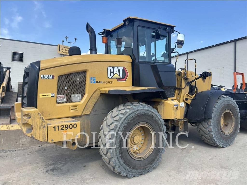 CAT 938M Carregadeiras de rodas