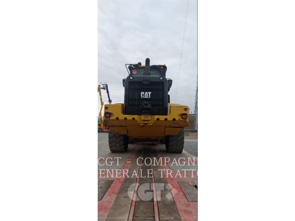 CAT 938M Wheel loaders