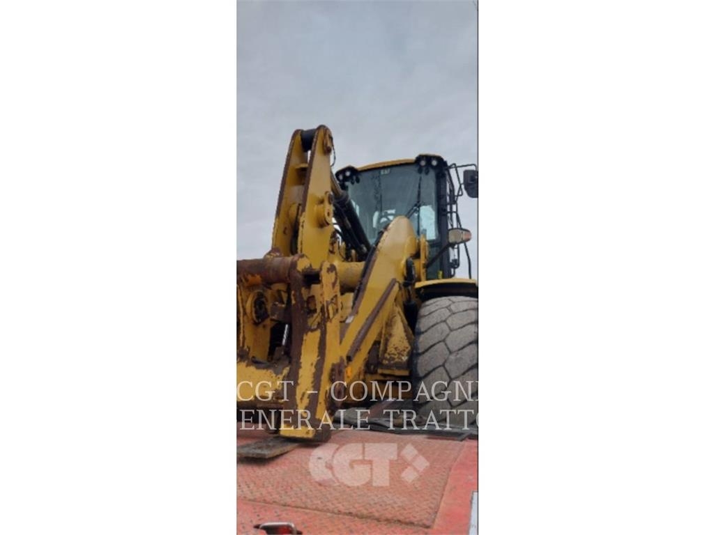 CAT 938M Wheel loaders
