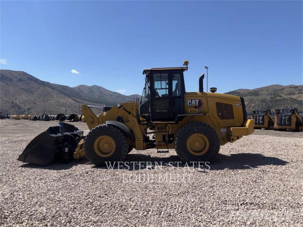 CAT 938M Radlader