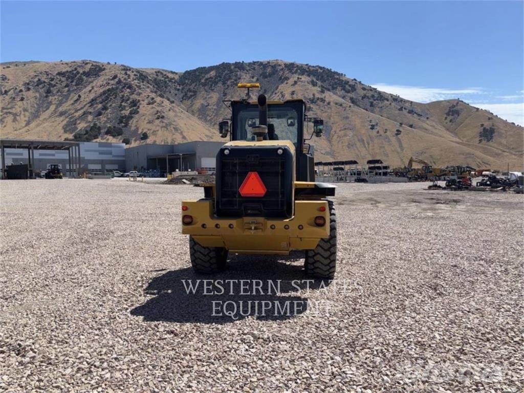 CAT 938M Radlader